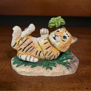 Hamilton BENGAL TIGER  Protect Nature's Innocents Sculpture Figurine 1996.